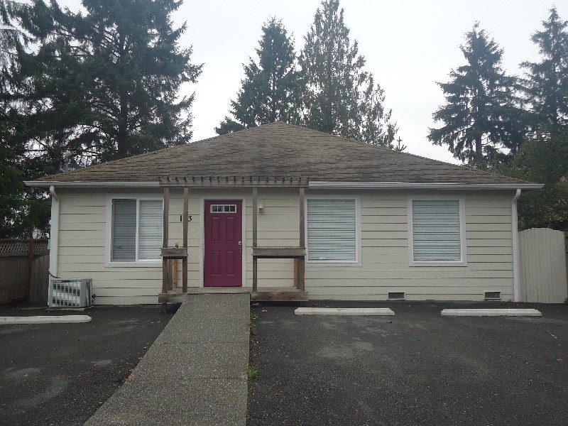 103 E. Grand St.