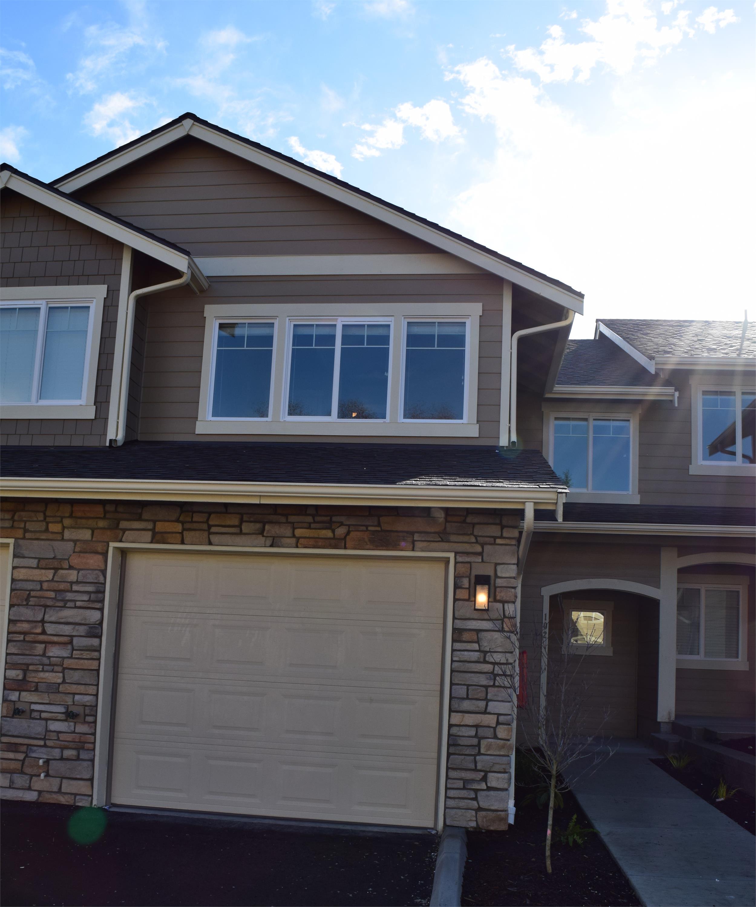 15712 34th Pl W Unit B102