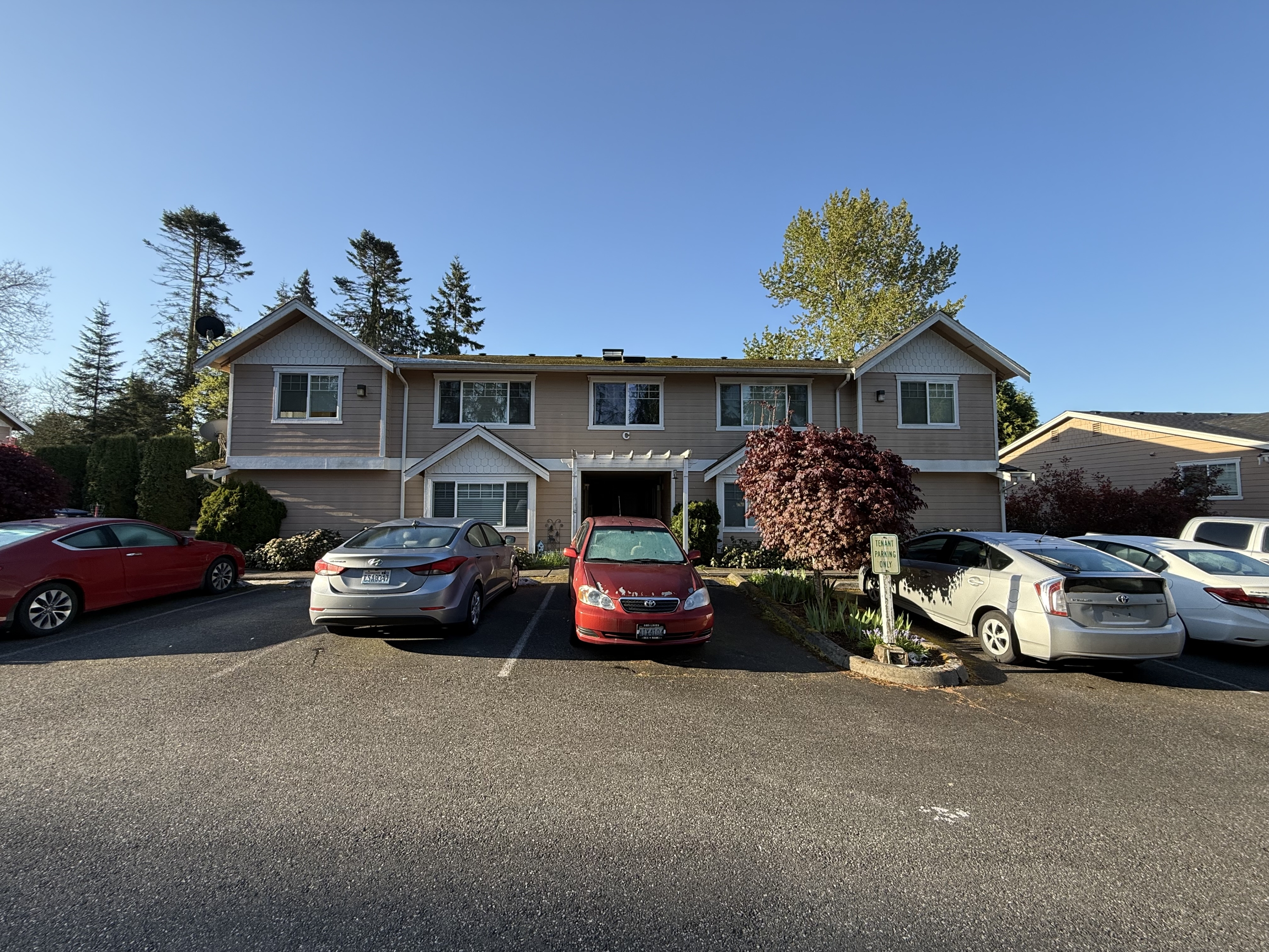 1619 127th Ave. NE Unit #C6